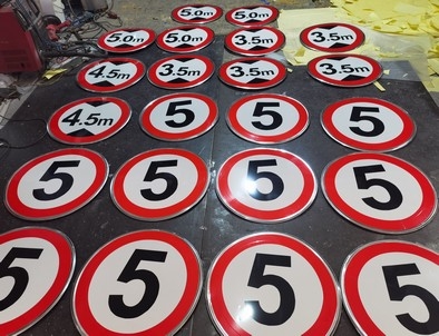 无锡无锡限速交通标牌厂家